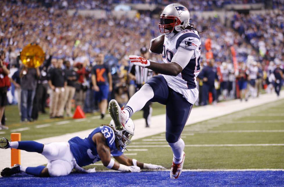 Patriots move to 5-0, beat Colts in Deflategate revenge game