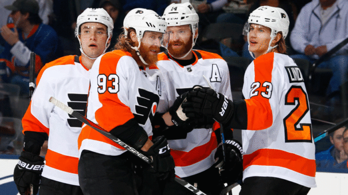 The Flyers are hanging on to their playoff hopes. (Photo: Getty Images)