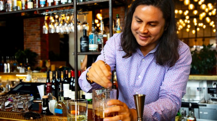 2019 bar trends cocktails spirits drinking styles