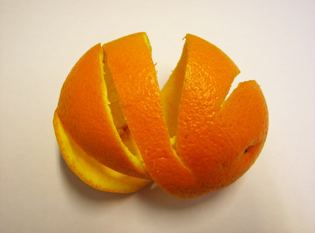8 alternative uses for orange peels you never thought of