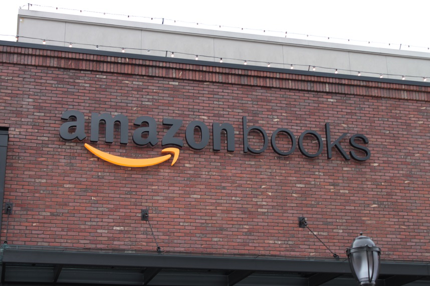 Amazon opening first bookstore in NYC