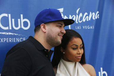 What the hell is going on with Rob Kardashian?