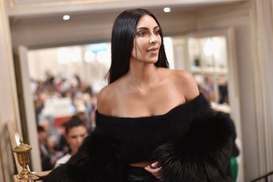 Here’s why the French paparazzi honored Kim Kardashian