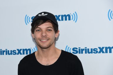 Louis Tomlinson attempts to be a “bad boy,” gets arrested