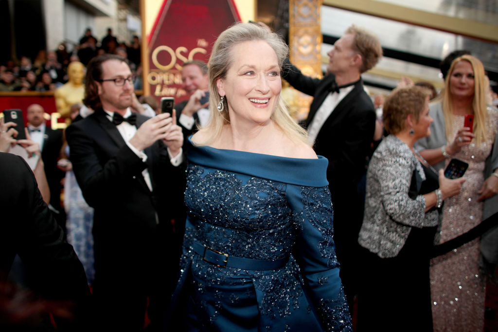 Streep dazzles in blue Elie Saab after dress drama