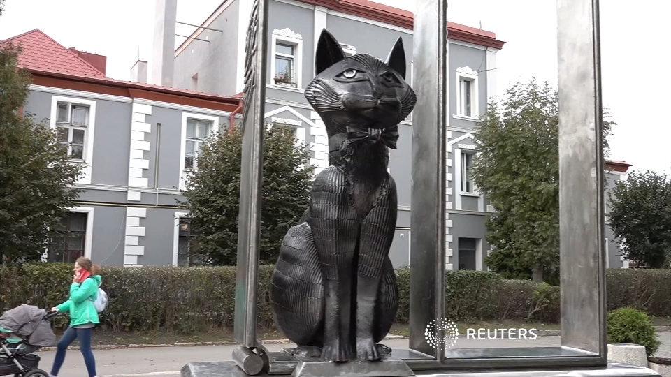 Purrfect job; Russian town hires cat chief to attend to strays