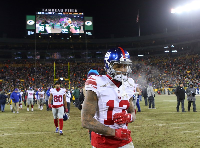 Giants’ Beckham a non-factor on playoff debut