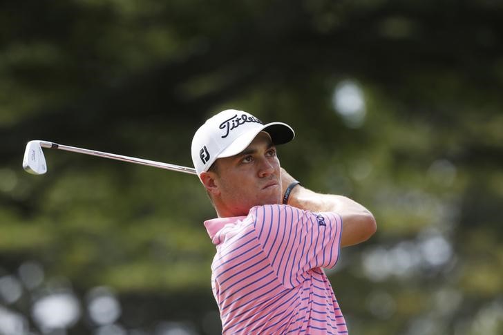 Thomas romps to Sony Open victory in record style