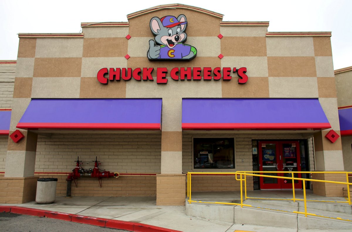 Exclusive: Restaurant chain Chuck E. Cheese prepares IPO – sources
