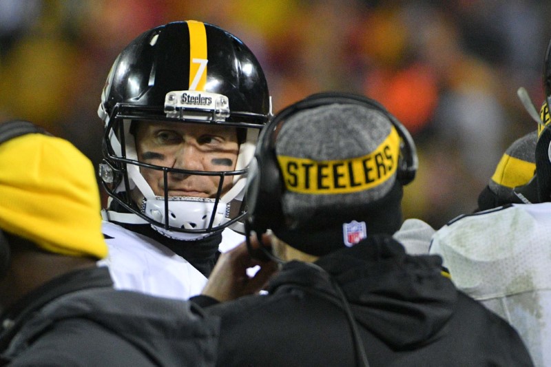 Steelers’ Roethlisberger heaps praise on offensive line