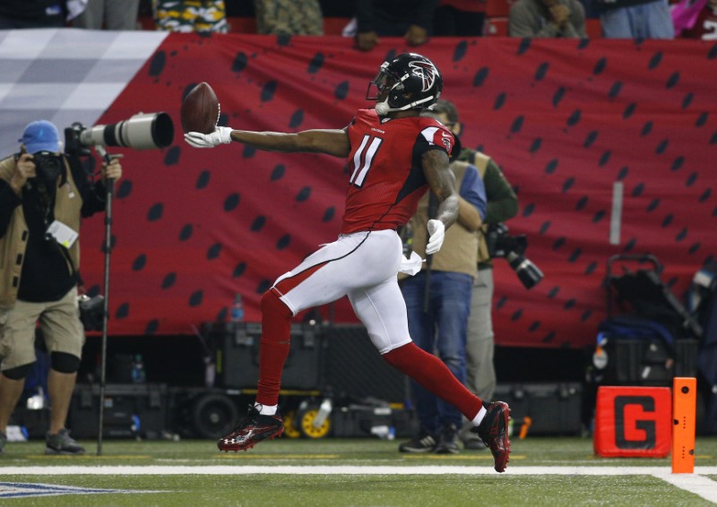 Falcons’ receiver Jones a beast for Patriots to contain