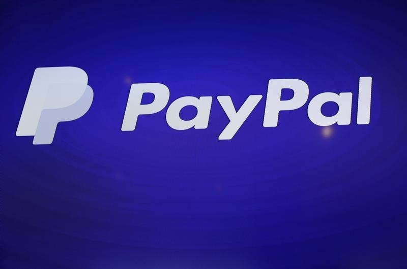 PayPal outlook muted on mobile competition, currency trends