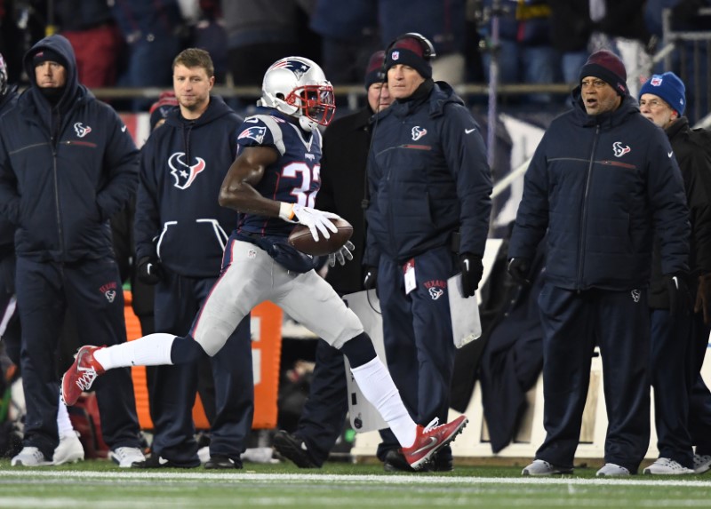 Pats’ McCourty says team unaffected by Super Bowl hoopla