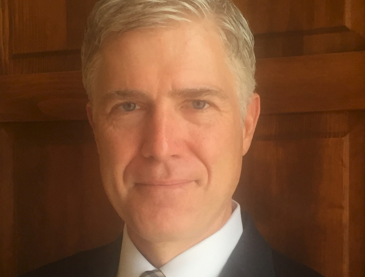Gorsuch told he is likely Trump’s Supreme Court pick: CNN