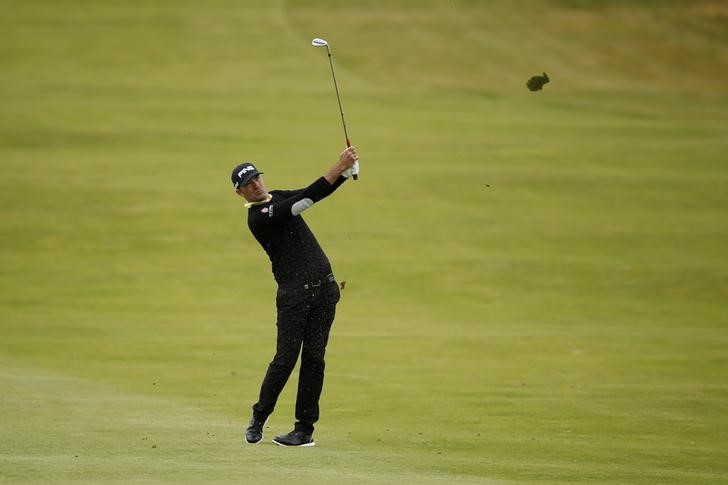 Havret makes quick start to share three-way lead at Tshwane Open