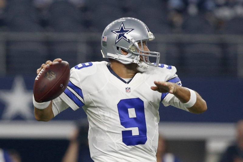 Cowboys set to release veteran quarterback Romo on Thursday