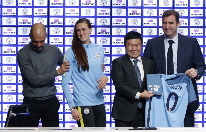 Soccer: Man City take the lead in the sponsorship arms race