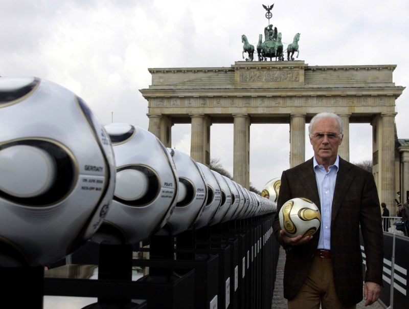 Beckenbauer questioned by Swiss prosecutors over World Cup bid