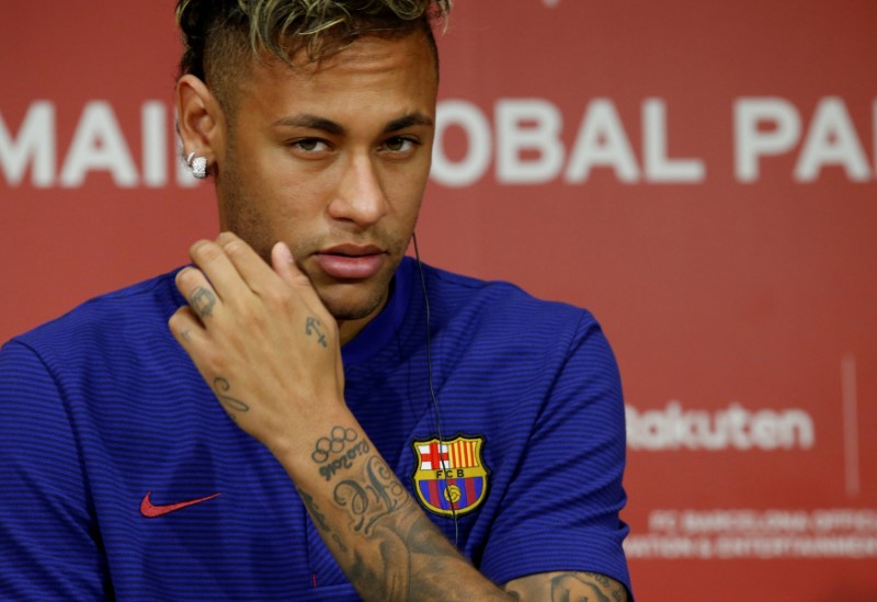 Soccer: Neymar storms out of training, Chinese event canceled