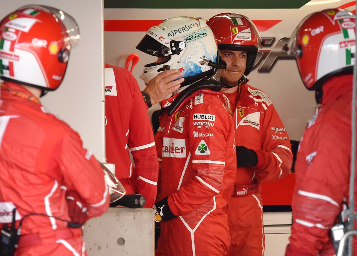 Vettel reprimanded for anthem absence