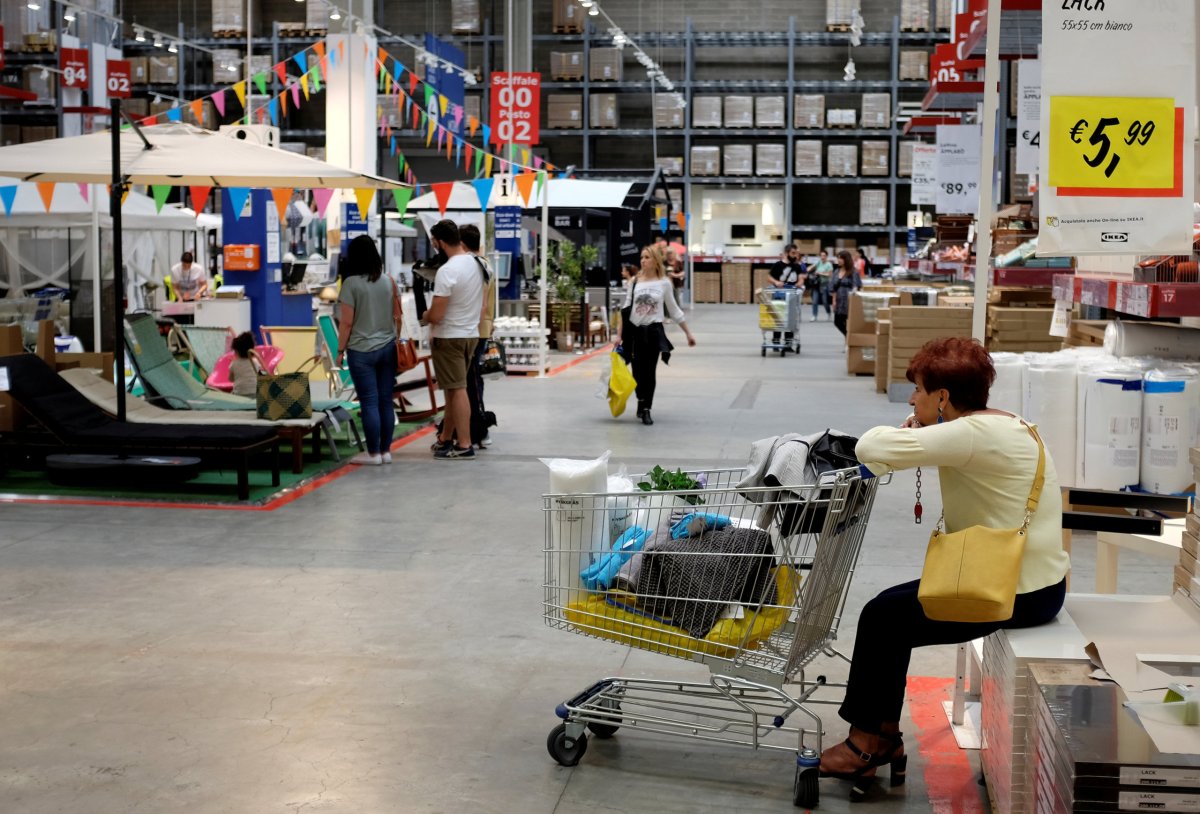 IKEA plans full-range town-center showrooms, ‘open-source’ design