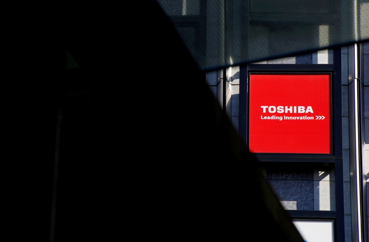 Toshiba’s accounting in focus as ISS, Tokyo bourse offer contrasting views