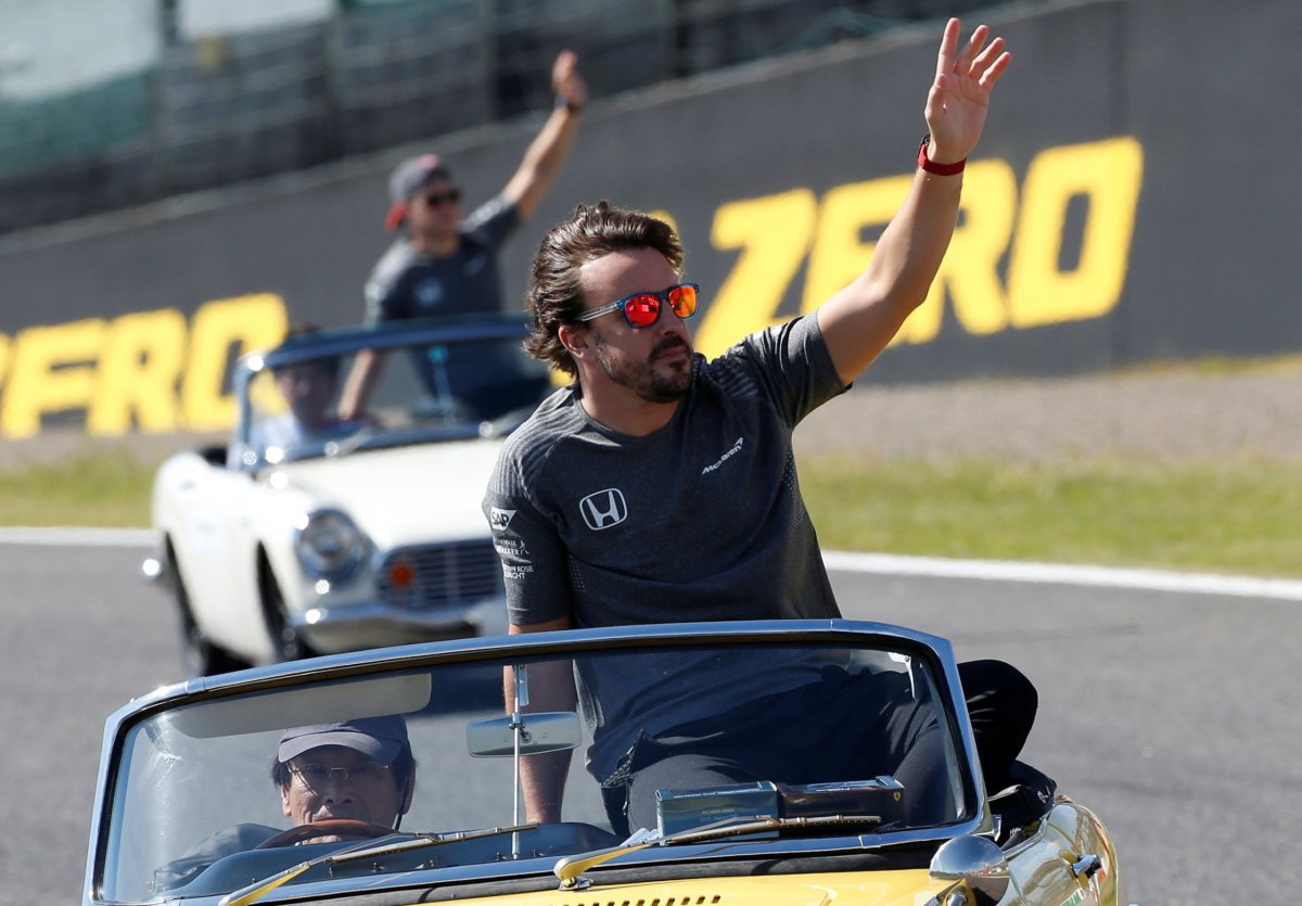 Motor racing: Alonso staying at McLaren in 2018