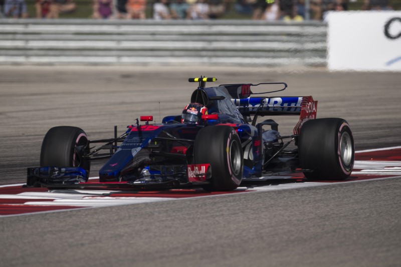 Motor racing – Toro Rosso drop Kvyat and give Hartley another go