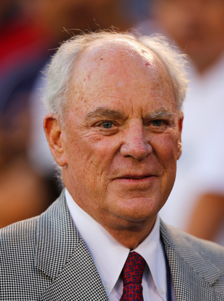 Texans owner meets with players after ‘inmates’ comment