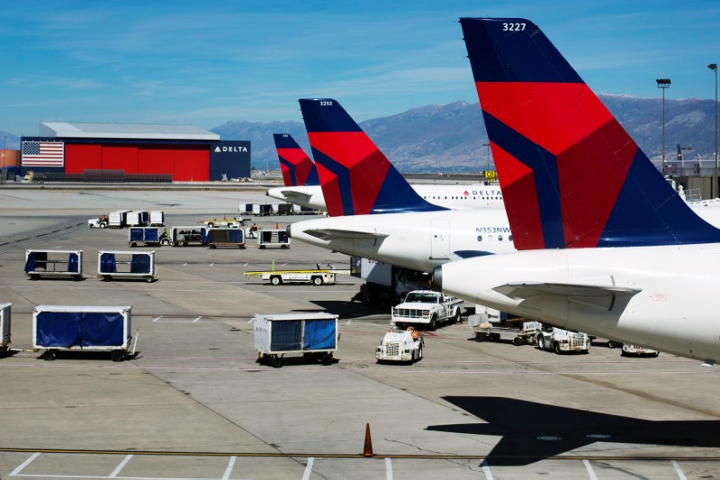Delta Air Lines cancels hundreds of flights due to winter storm