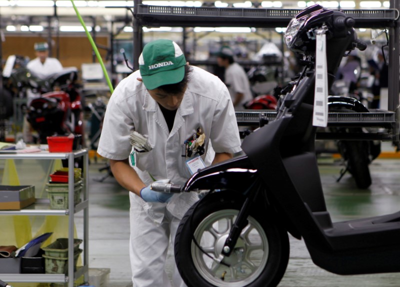 Japan big manufacturers’ mood improves in October-December: government