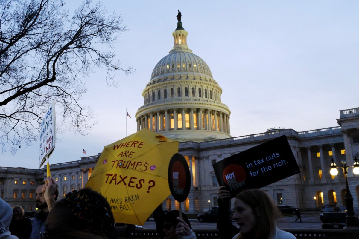 Nearly half of Americans still oppose Republican tax bill: Reuters/Ipsos poll