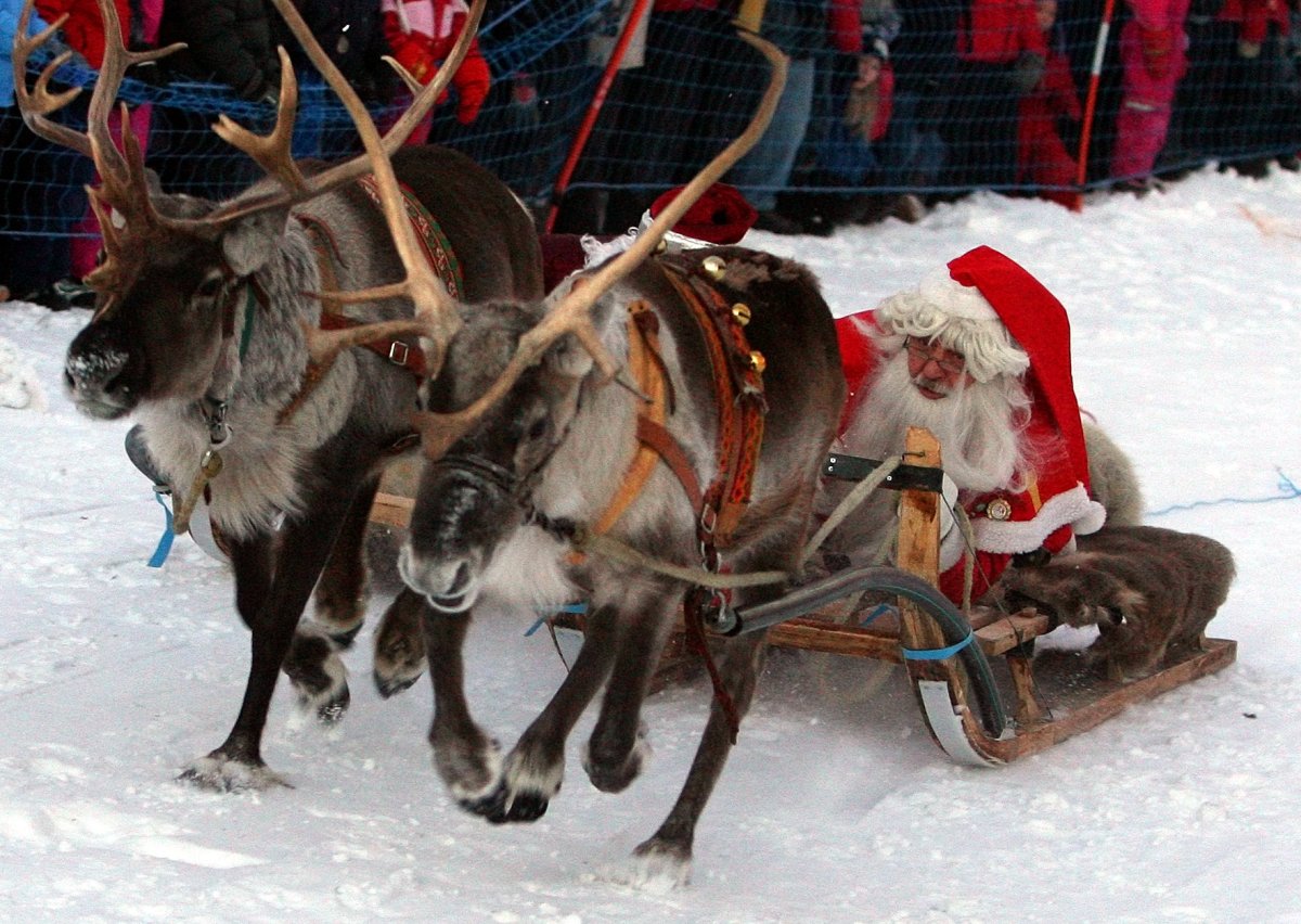 Swedish roofs can handle Santa’s sleigh – if he’s careful