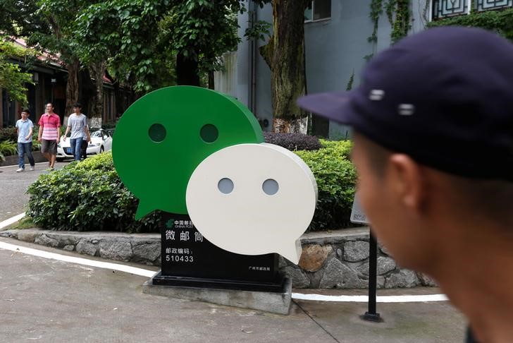 China’s WeChat denies storing user chats