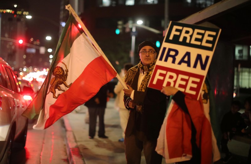 Los Angeles’ large Iranian community cheers anti-regime protests