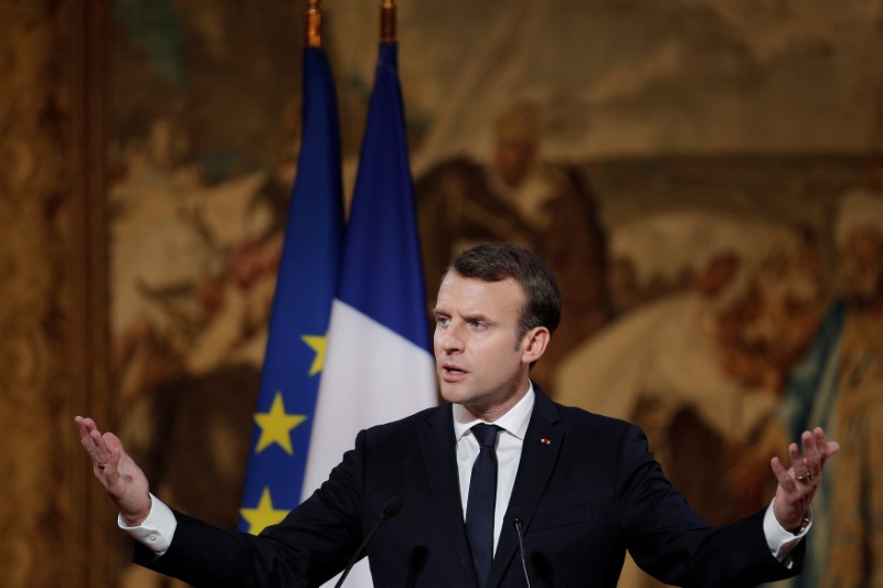French opposition, Twitter users slam Macron’s anti-fake-news plans