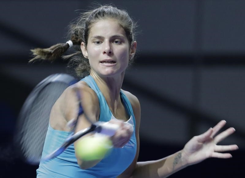 Goerges humbles Wozniacki to seal Auckland title