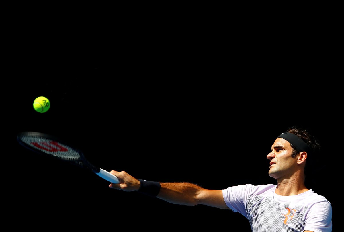 Evergreen Federer is clear Australian Open favorite