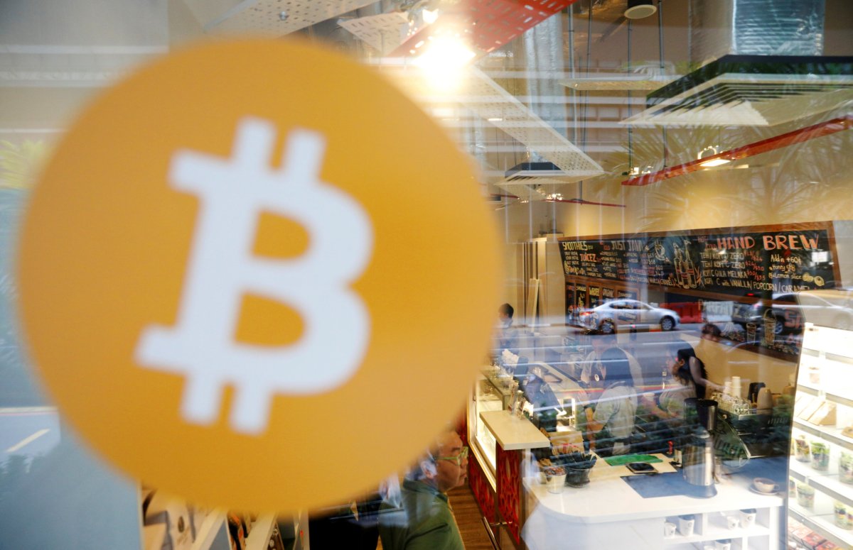 Senate to discuss bitcoin risks with top markets regulators: source