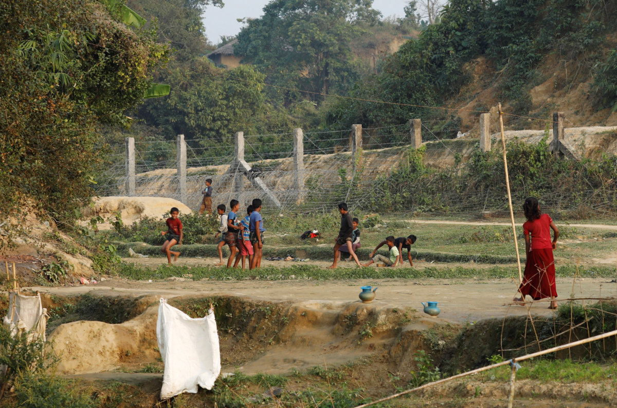 Rohingya insurgents say 10 found in Myanmar grave ‘innocent civilians’