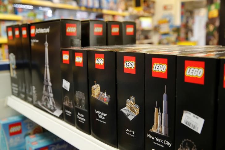 Toymaker Lego teams up with Chinese internet giant Tencent