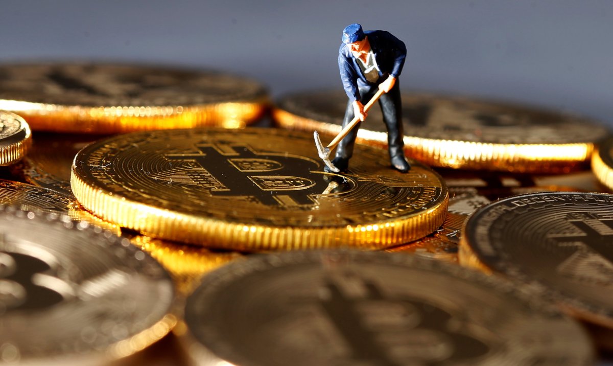 PBOC official says China’s centralized virtual currency trade needs to end –
