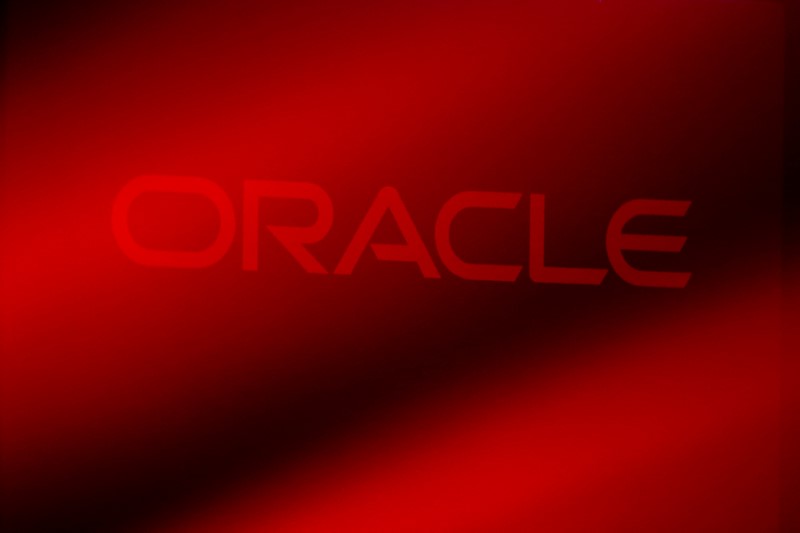 Oracle issues security patches for chip flaws
