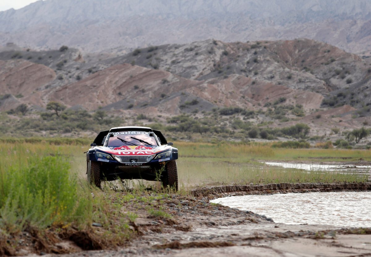 Rallying: Sainz takes another step towards Dakar victory
