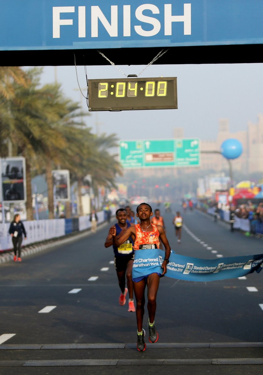 Record-breaking Ethiopians dominate Dubai Marathon