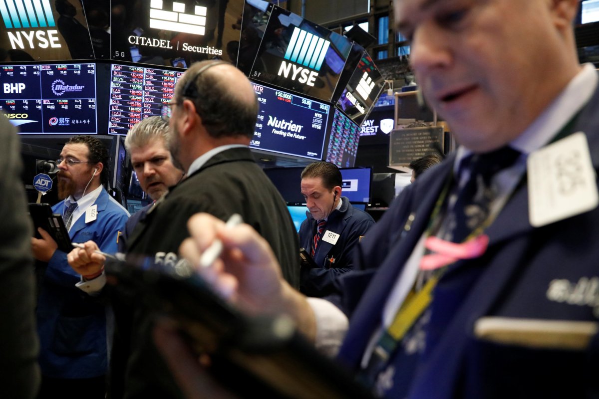 Amid stock market selloff, U.S. profit forecasts rise