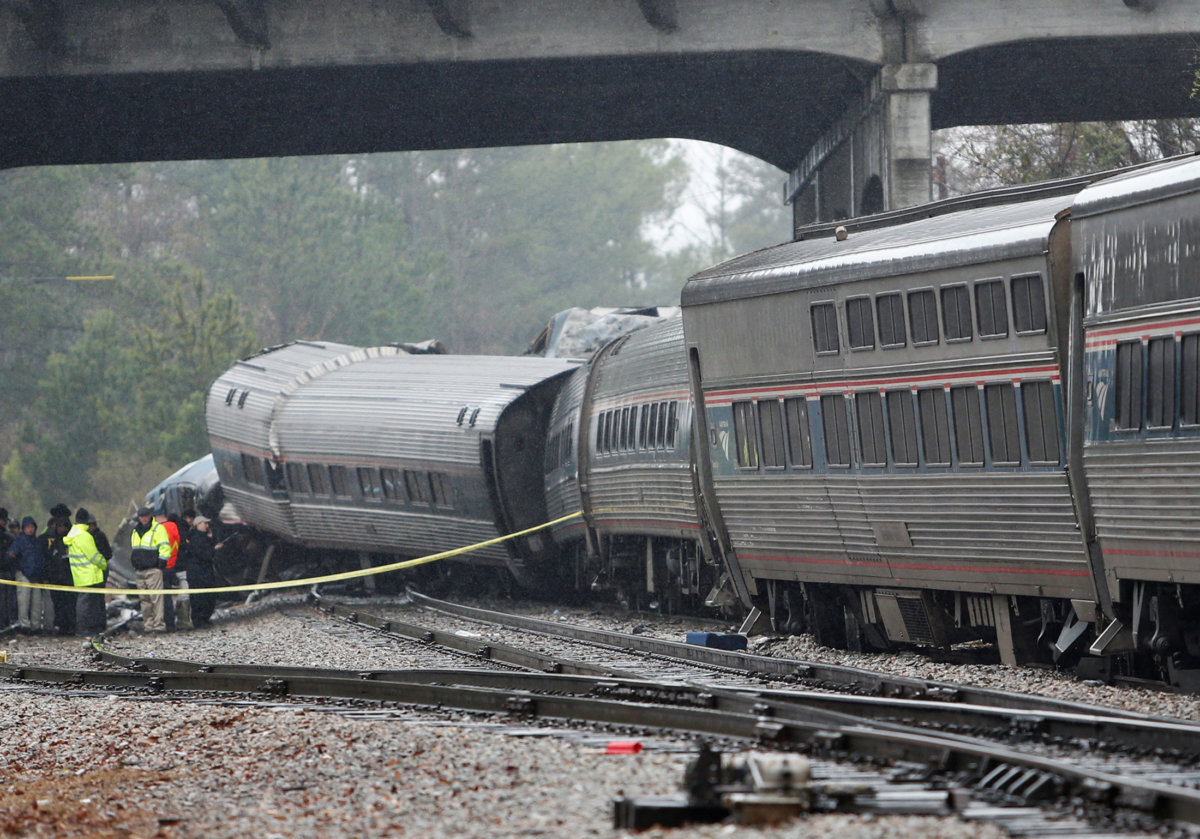 Locked track switch blamed in fatal South Carolina Amtrak crash