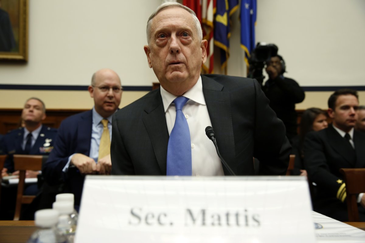 Mattis says U.S. service members in DACA will generally not be deported