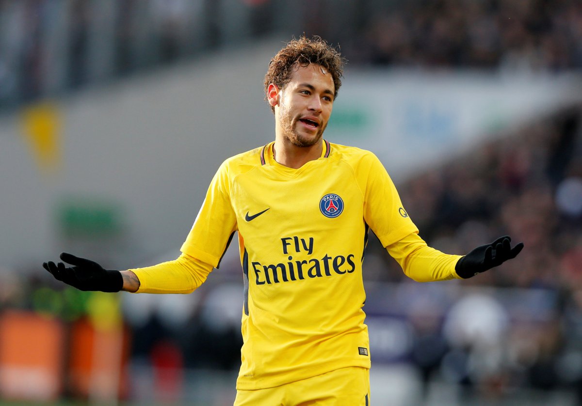 Soccer-Could Real Madrid lure PSG’s Neymar to the Bernabeu?