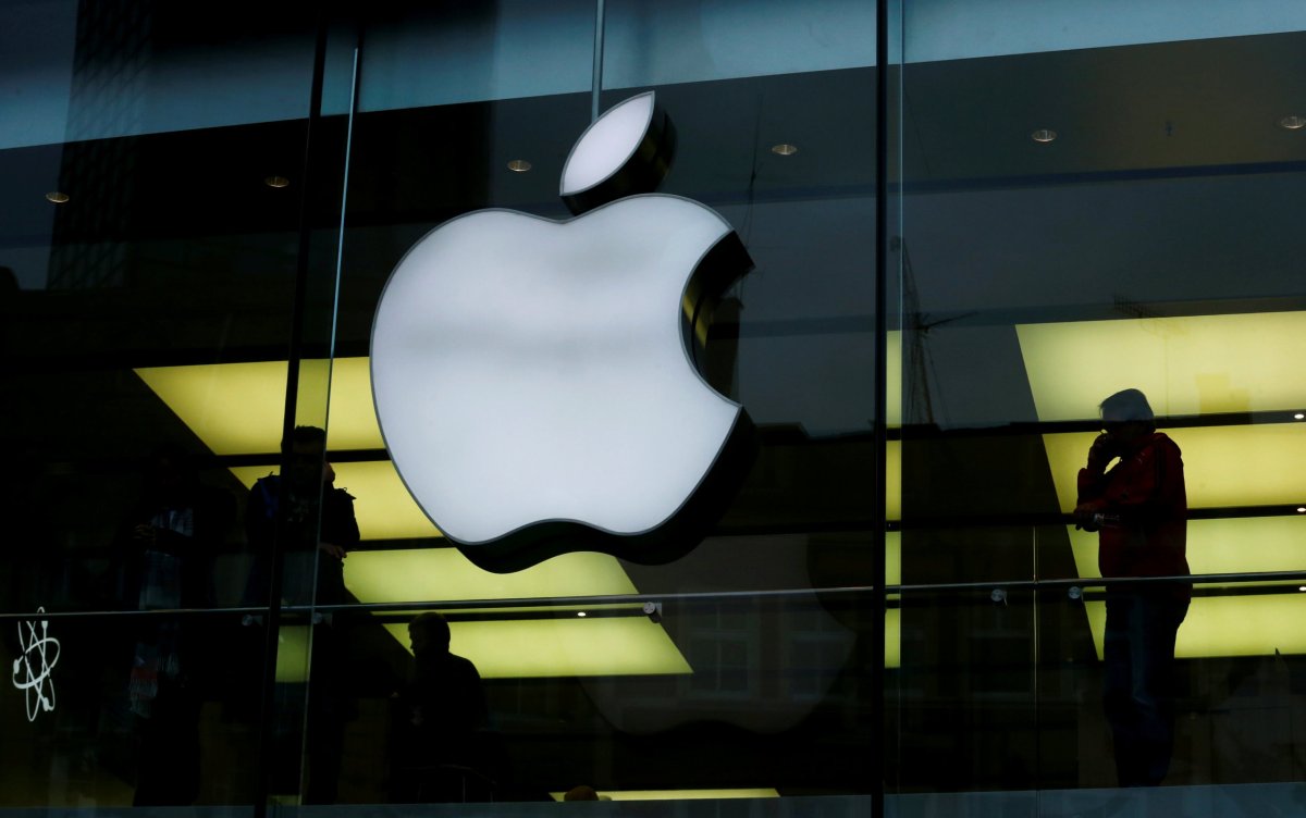 Ireland chooses investment firms to manage Apple cash